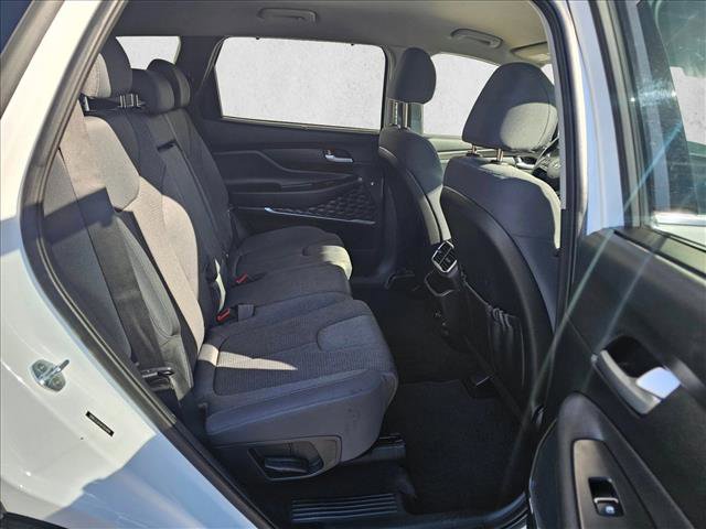 Used 2019 Hyundai Santa Fe SEL image 11