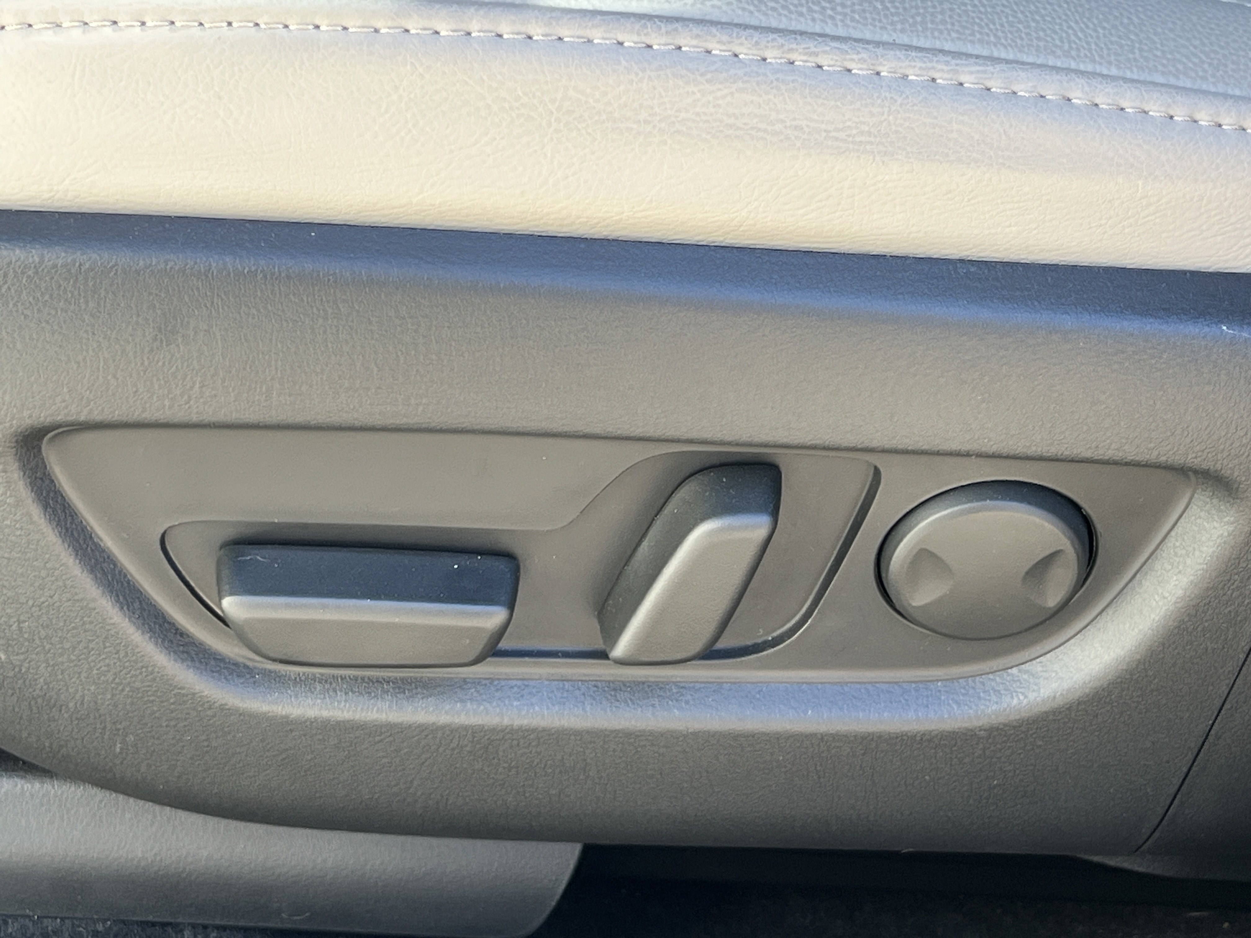 Used 2025 MAZDA CX-90 3.3 Turbo w/ Preferred Package image 21