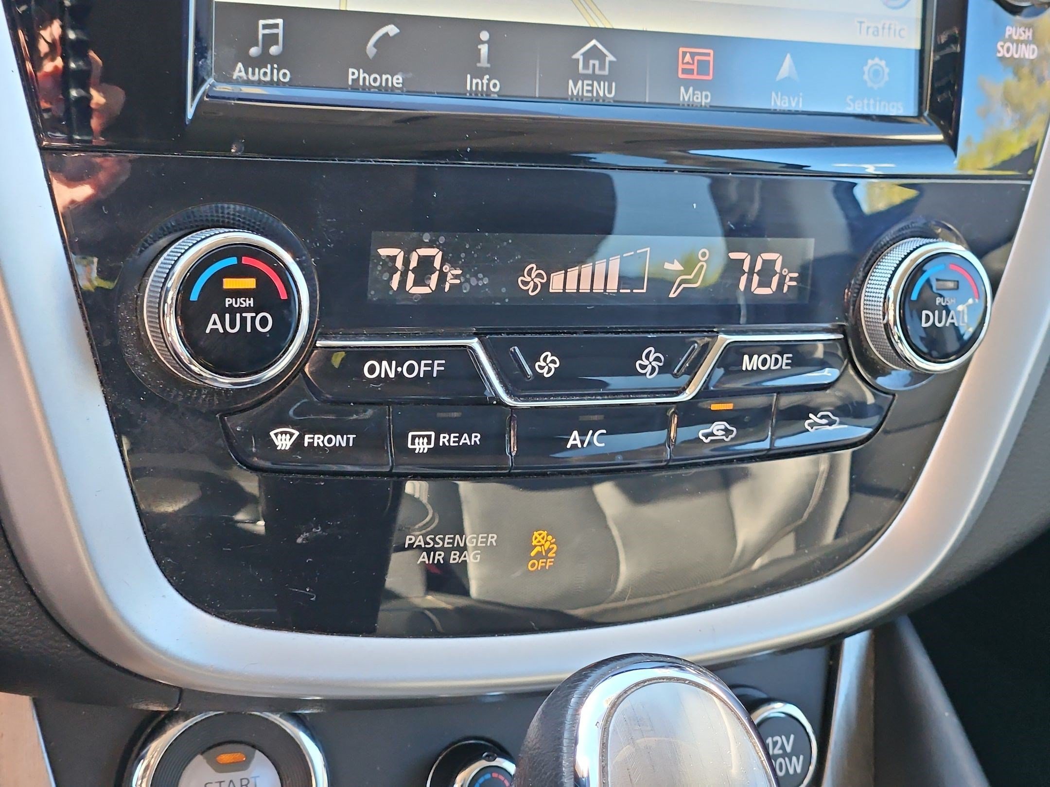 Used 2015 Nissan Murano Platinum w/ Platinum Technology Package AWD/4WD image 22