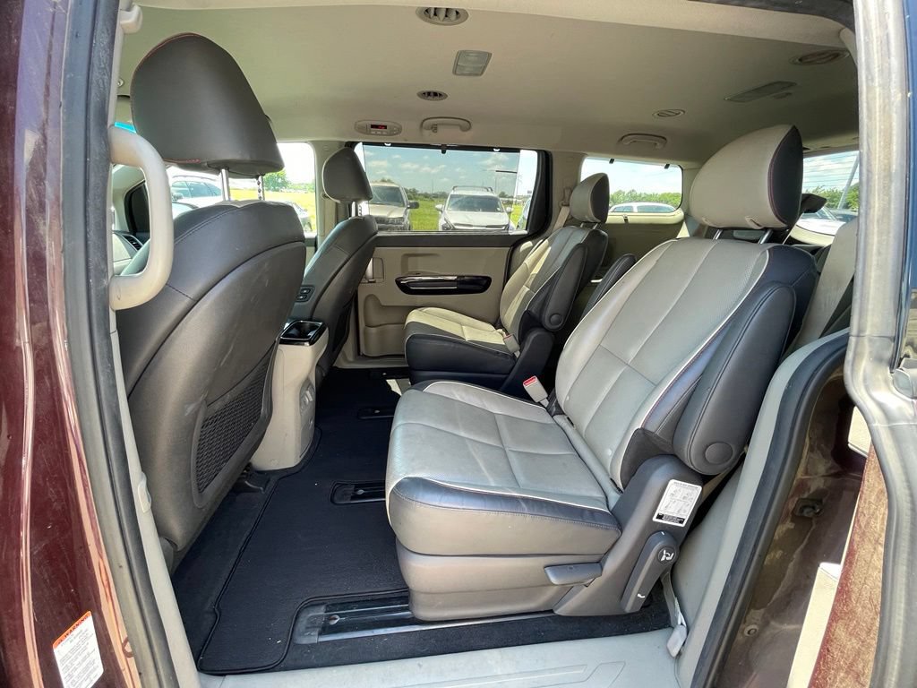 Used 2018 Kia Sedona SX FWD image 23