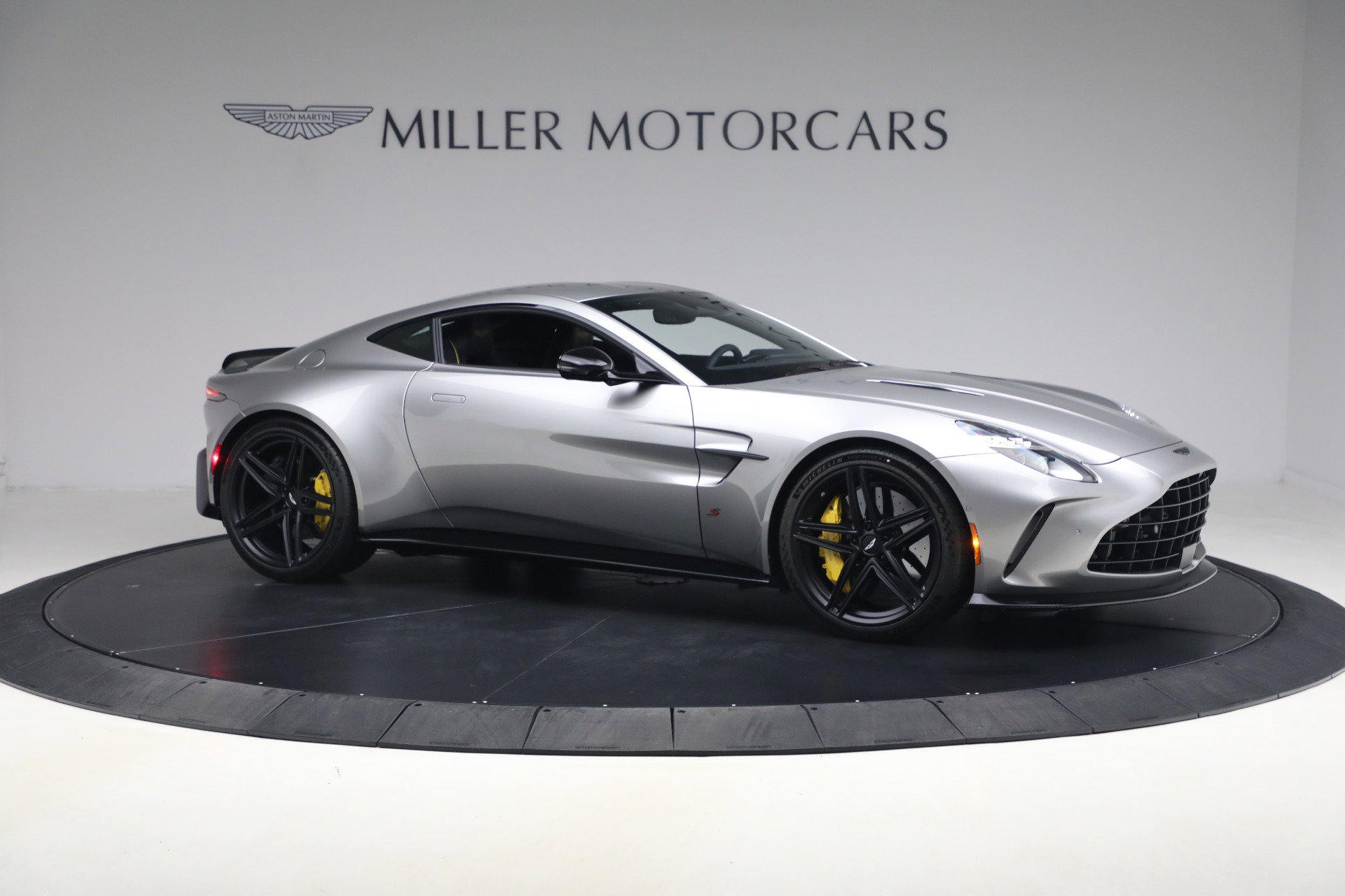 New 2026 Aston Martin V8 Vantage S image 10