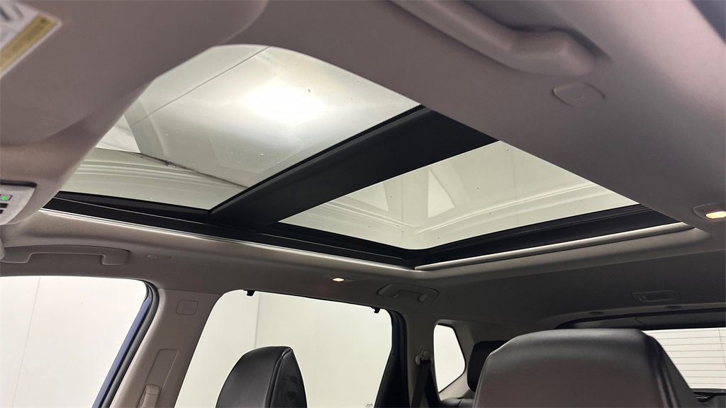 Certified 2023 Nissan Rogue SV w/ SV Premium Package image 16