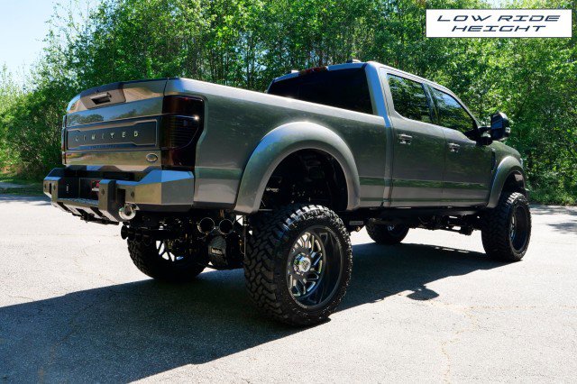 Used 2022 Ford F250 Limited image 21