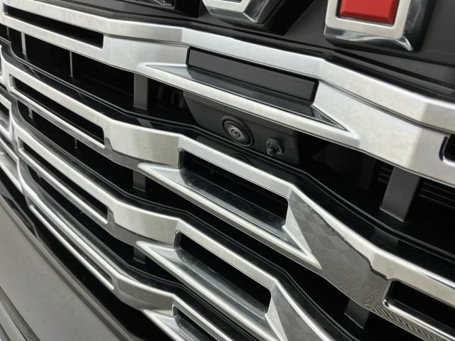 Used 2025 GMC Sierra 1500 Denali w/ Denali Reserve Package AWD/4WD image 11
