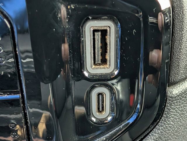 Used 2025 Chevrolet Silverado 2500 LT image 19