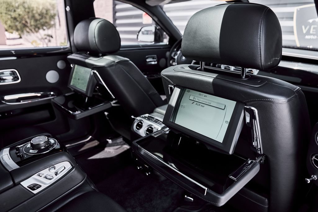 Used 2014 Rolls-Royce Ghost RWD image 44