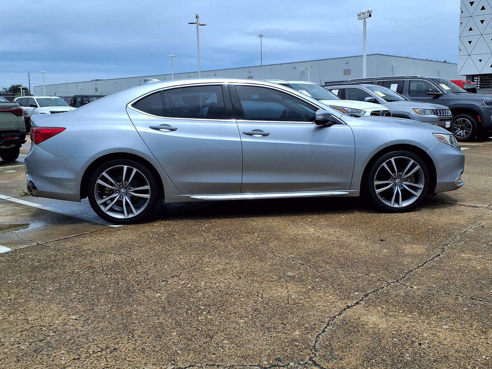 Used 2020 Acura TLX V6 w/ Technology Package FWD image 28