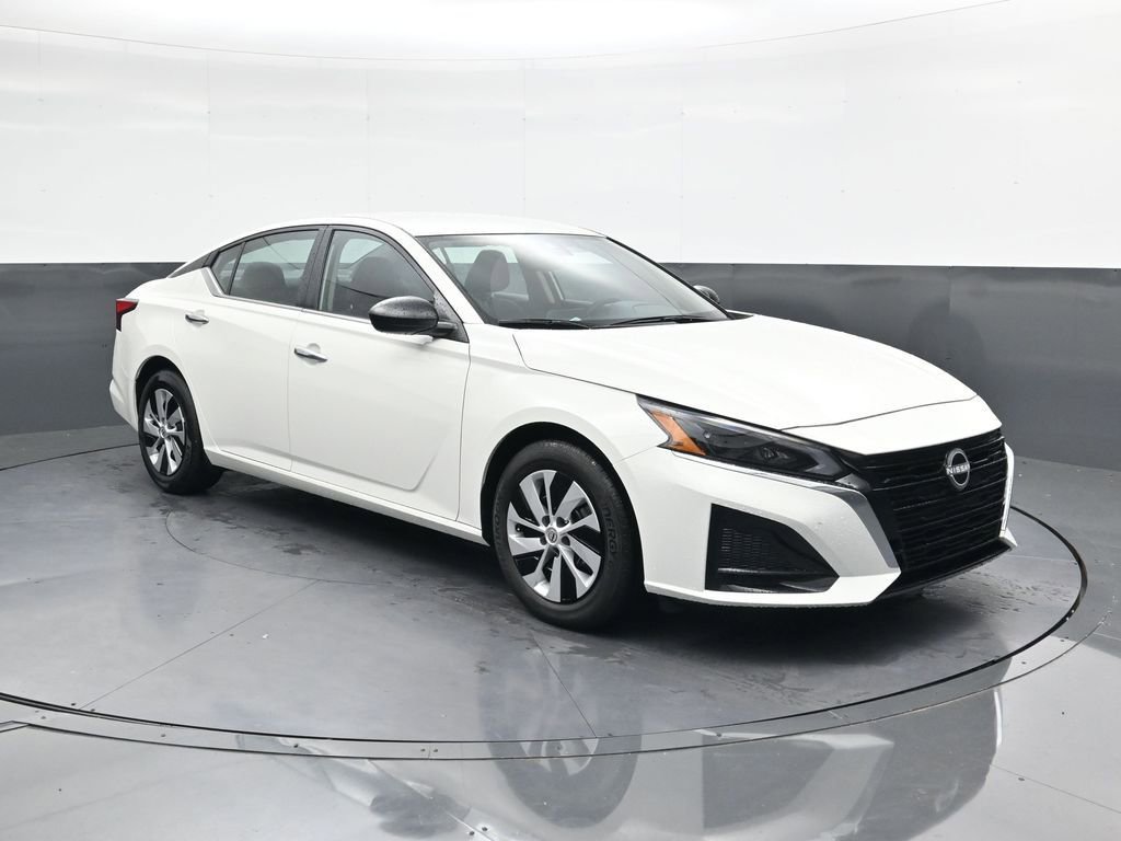 Certified 2025 Nissan Altima 2.5 S