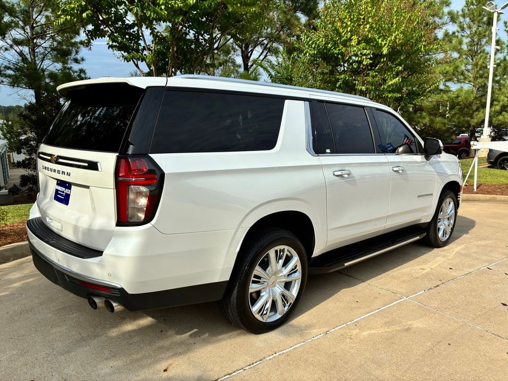 Used 2023 Chevrolet Suburban High Country image 7