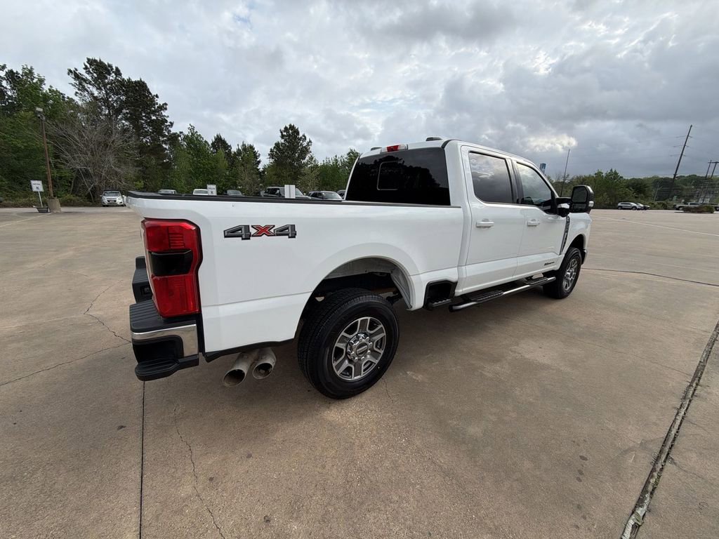 Used 2024 Ford F250 Lariat image 8