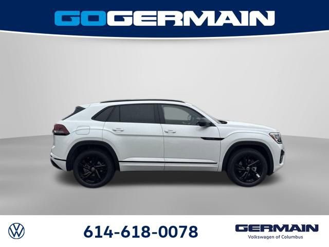 New 2026 Volkswagen Atlas Cross Sport SEL R-Line image 7