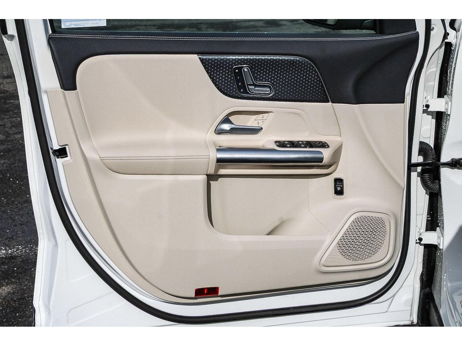 Used 2025 Mercedes-Benz GLA 250 image 18