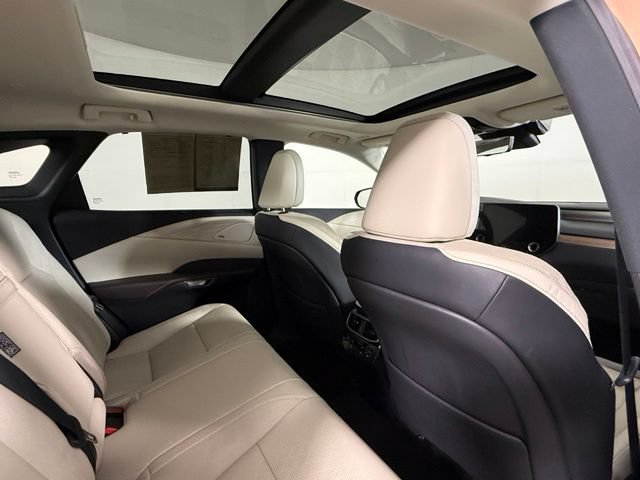 Used 2024 Lexus RX 350 FWD w/ Convenience Package image 30