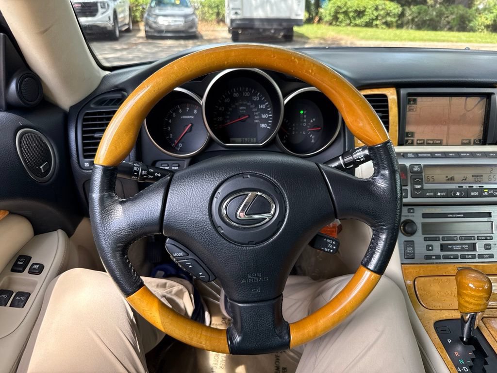 Used 2005 Lexus SC 430 Convertible RWD image 18