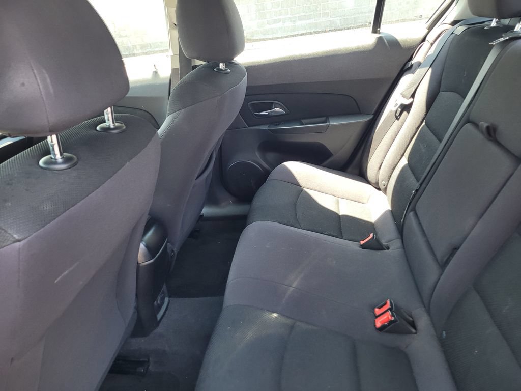 Used 2014 Chevrolet Cruze LT FWD image 9