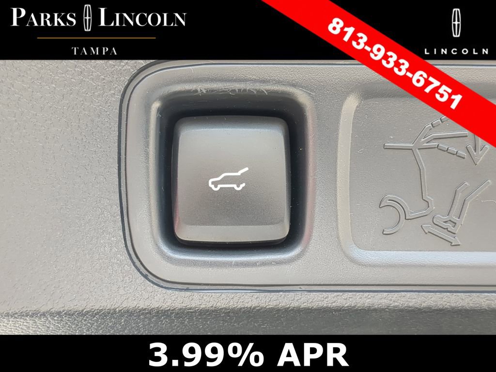 Certified 2022 Lincoln Navigator Black Label image 9