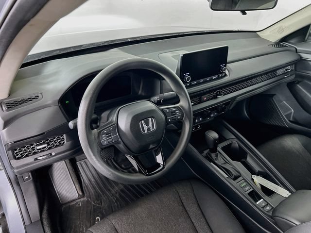 Used 2024 Honda Accord EX image 11