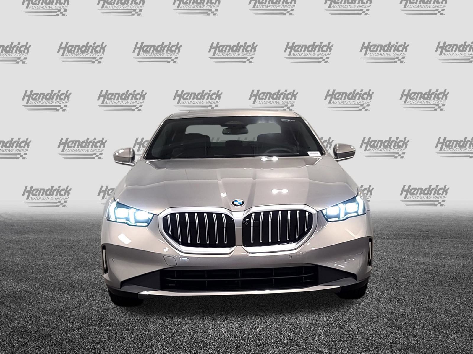 New 2026 BMW 530i xDrive w/ Premium Package image 2