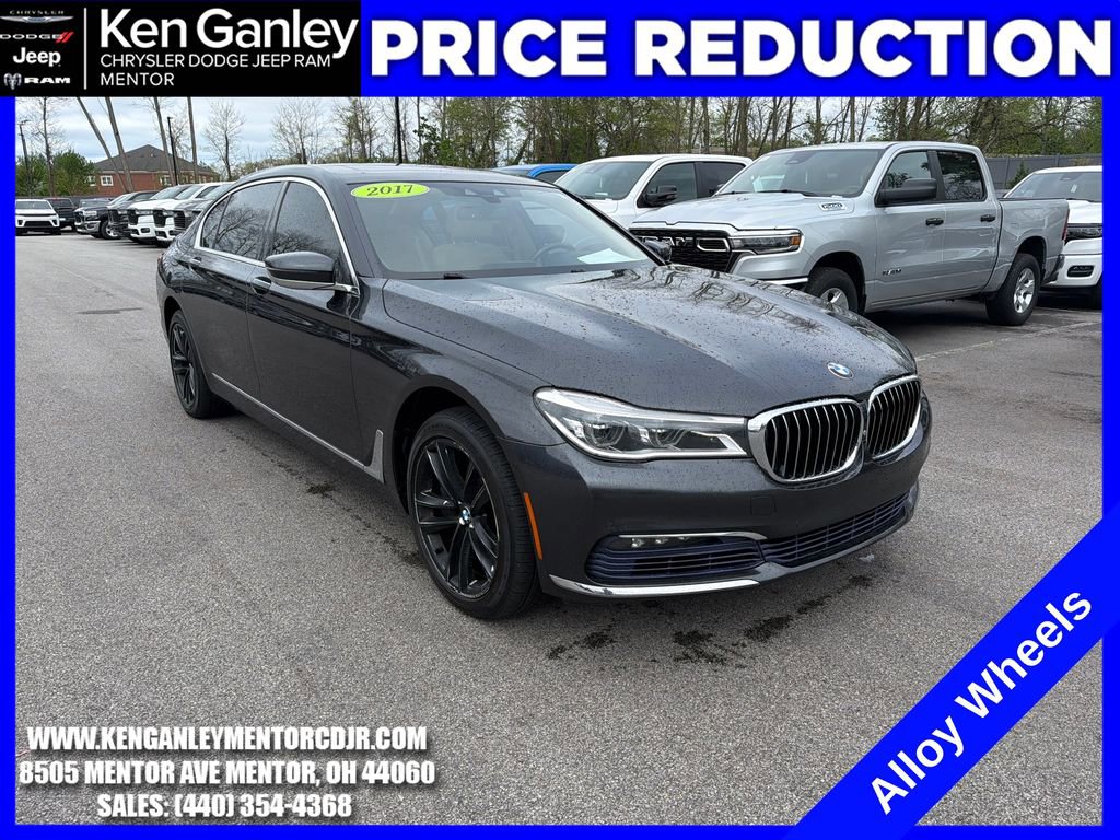 Used 2017 BMW 750i xDrive AWD/4WD image 1