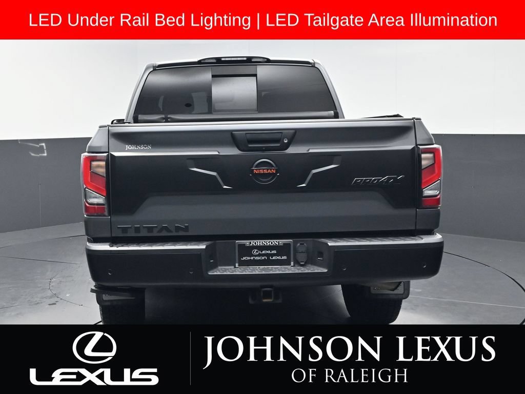 Used 2021 Nissan Titan PRO-4X w/ Pro-4x Convenience Package AWD/4WD image 8