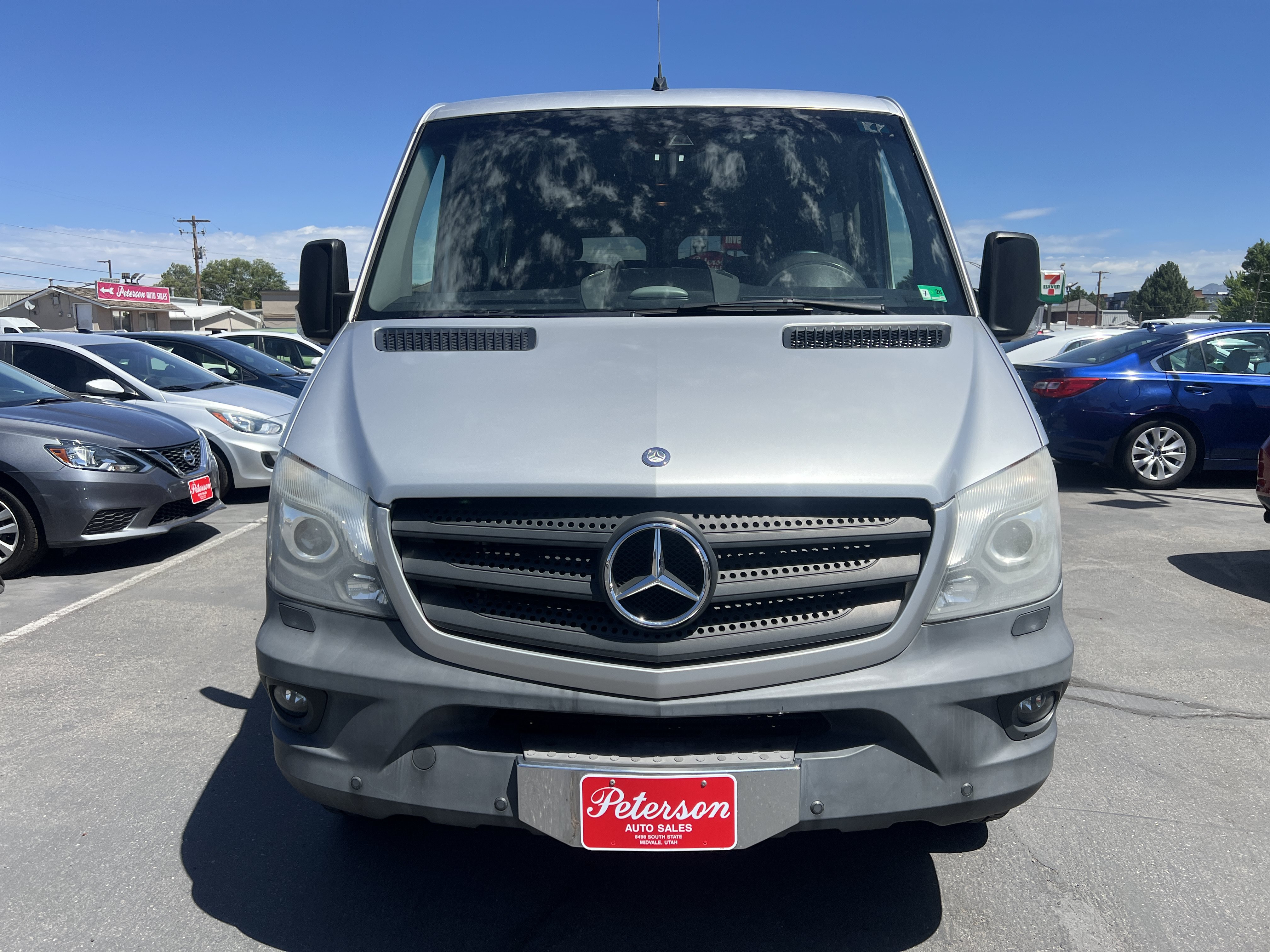 Used 2014 Mercedes-Benz Sprinter 2500 image 3