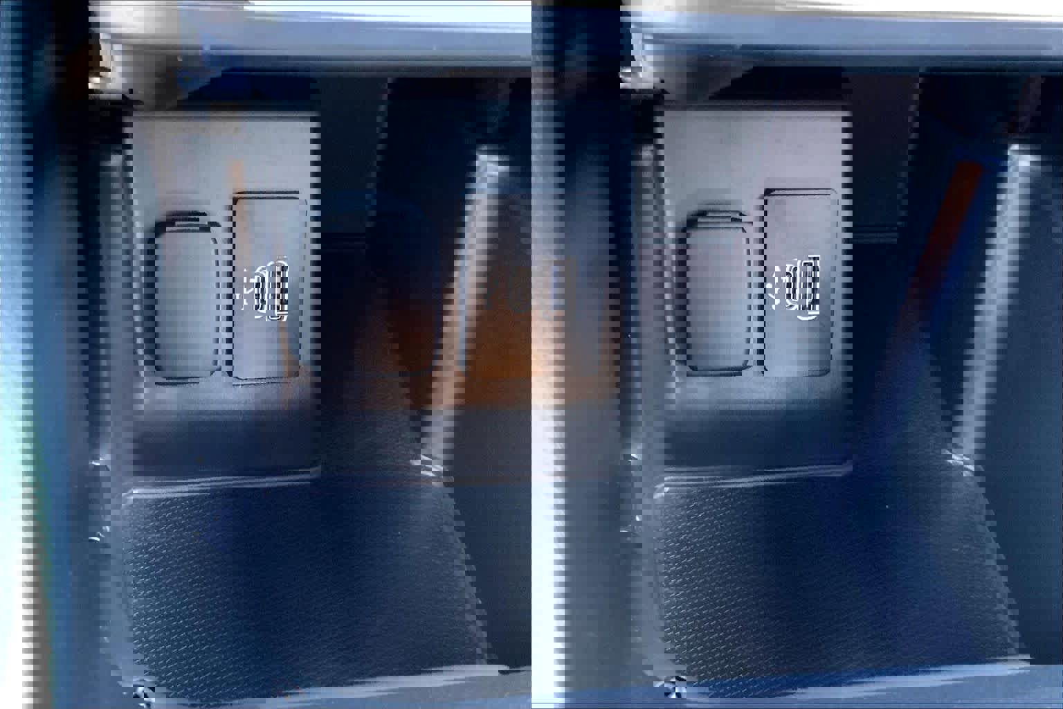 Used 2025 Ford Explorer ST-Line w/ ST-Line Street Pack image 31