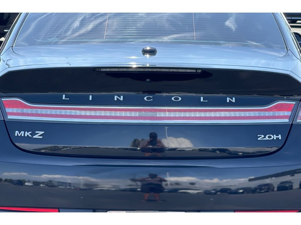 Used 2018 Lincoln MKZ Reserve FWD image 46