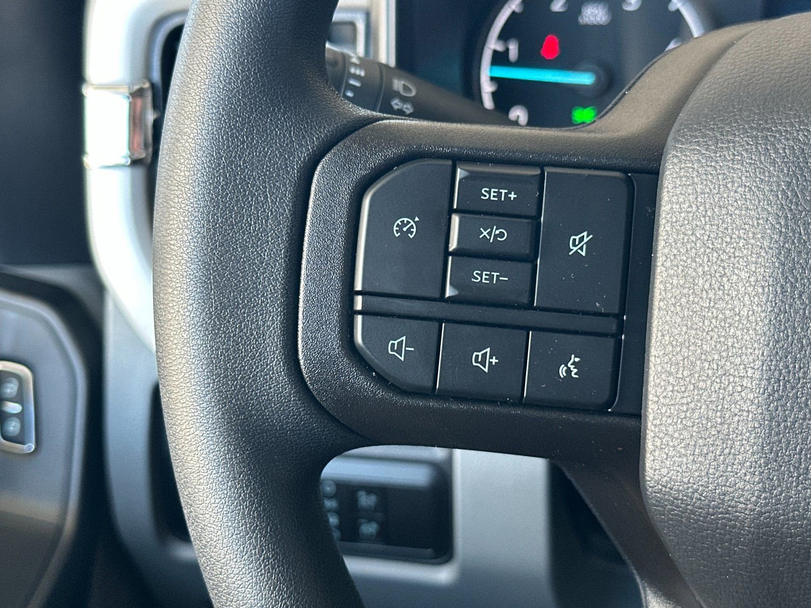 New 2026 Ford F550 4x4 Crew Cab image 24