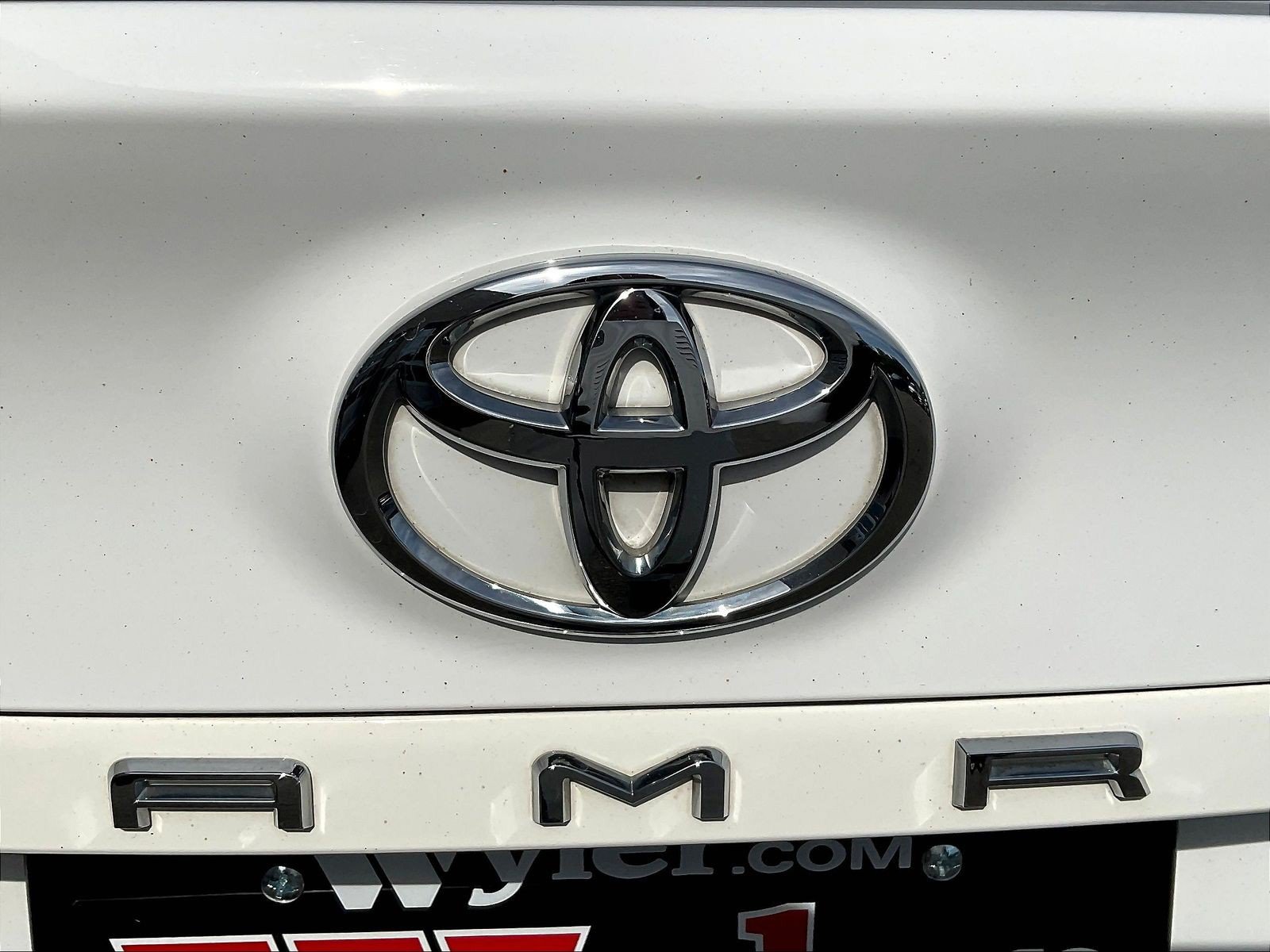 Used 2019 Toyota Camry LE FWD image 24