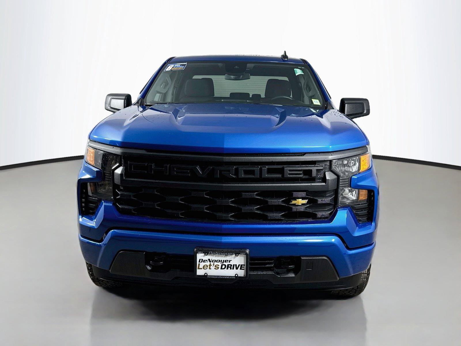 Used 2023 Chevrolet Silverado 1500 Custom AWD/4WD image 4