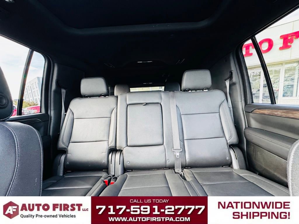 Used 2022 Chevrolet Suburban LT image 17