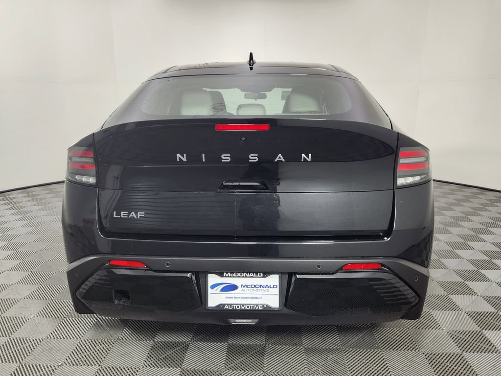 New 2026 Nissan Leaf SV+ w/ Floor Mat Package (SV+) FWD image 4