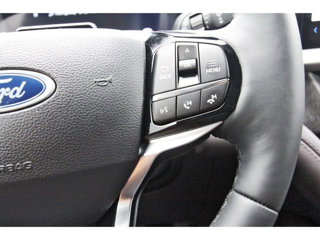 Used 2026 Ford Explorer Platinum image 19
