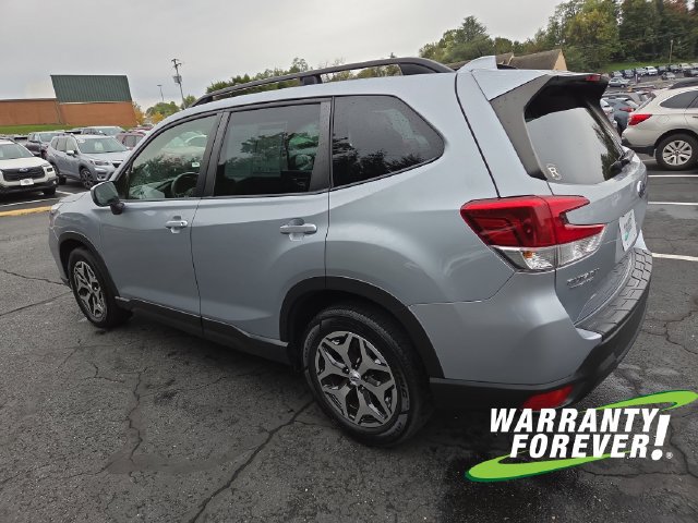 Used 2021 Subaru Forester Premium AWD/4WD image 5