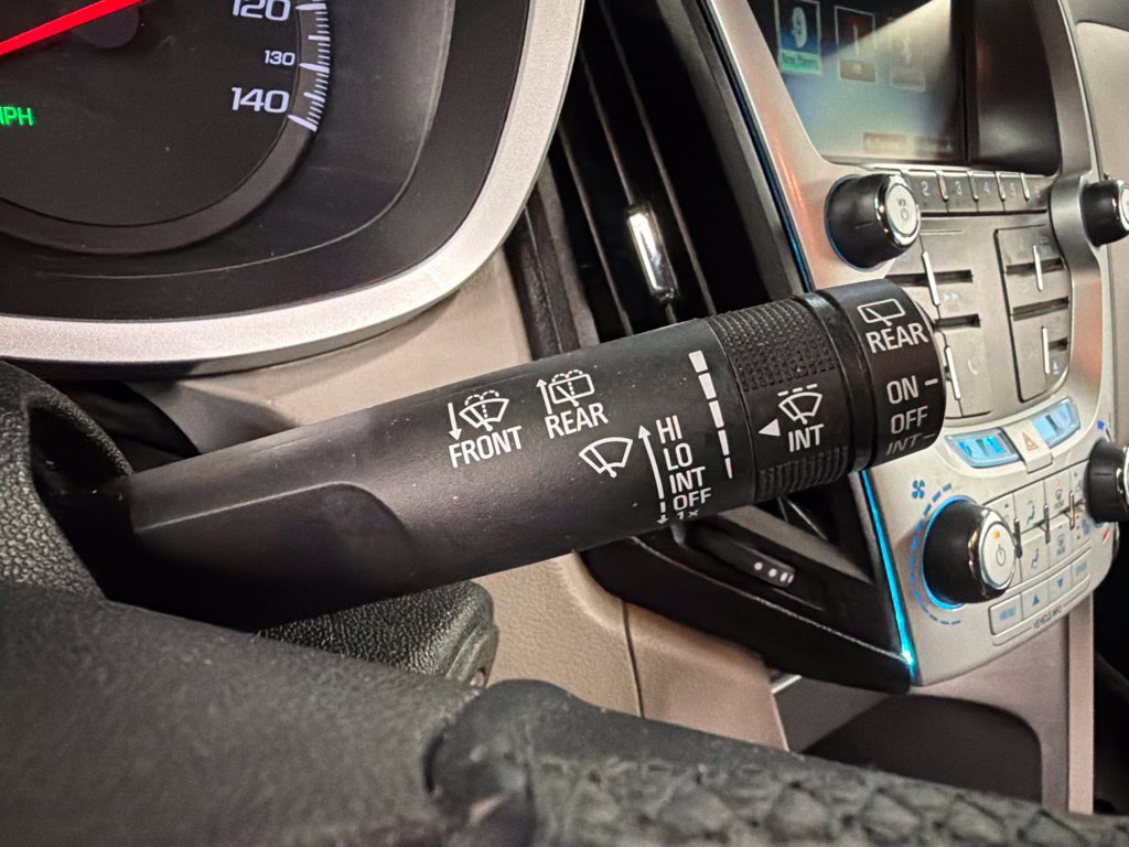 Used 2015 Chevrolet Equinox LT AWD/4WD image 20
