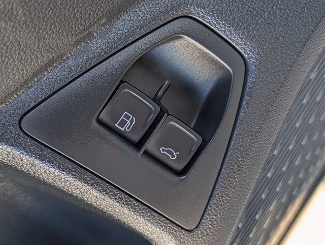 Used 2024 Volkswagen Jetta SE FWD image 17
