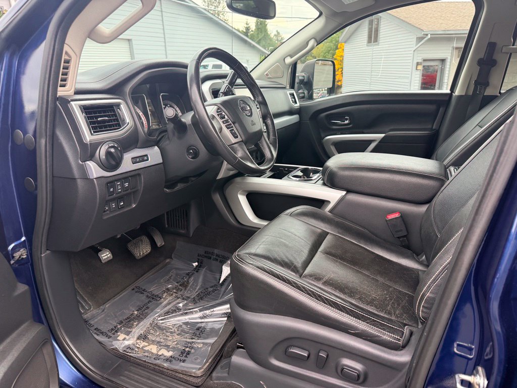 Used 2018 Nissan Titan PRO-4X AWD/4WD image 20