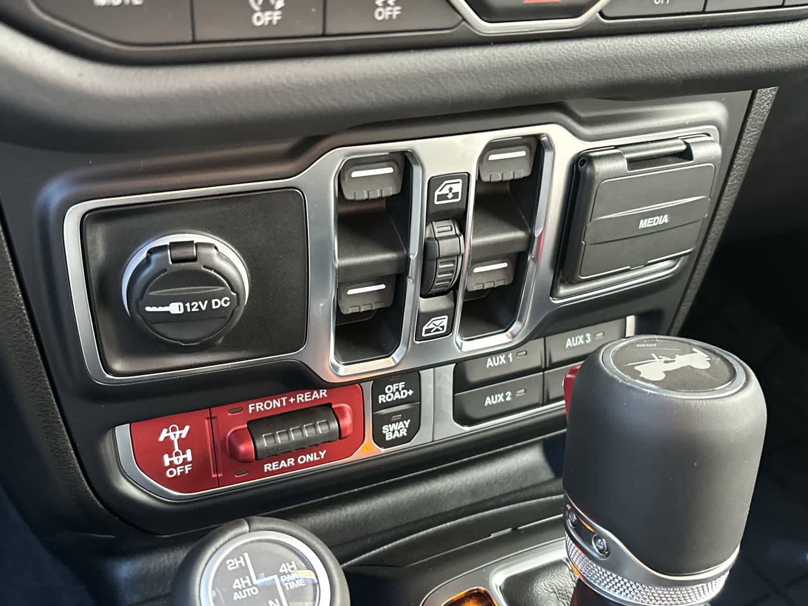 New 2026 Jeep Wrangler Unlimited Rubicon AWD/4WD image 23