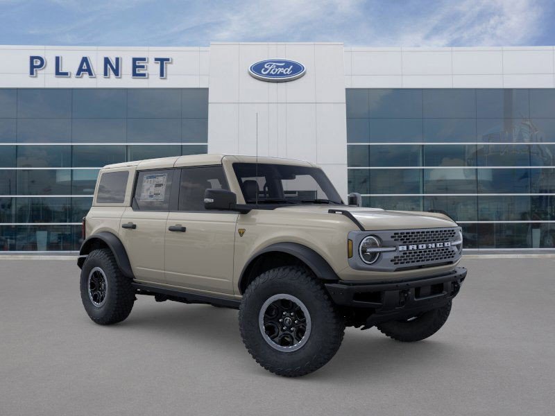 New 2025 Ford Bronco Badlands image 9