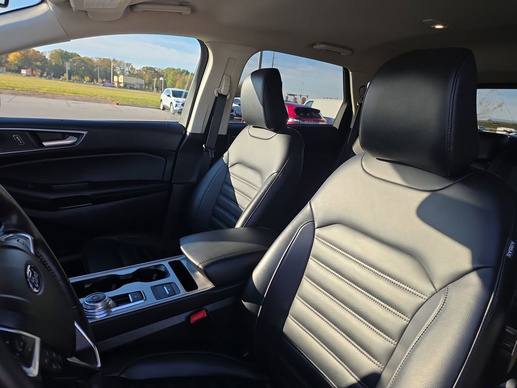 Used 2023 Ford Edge SEL w/ Convenience Package image 21