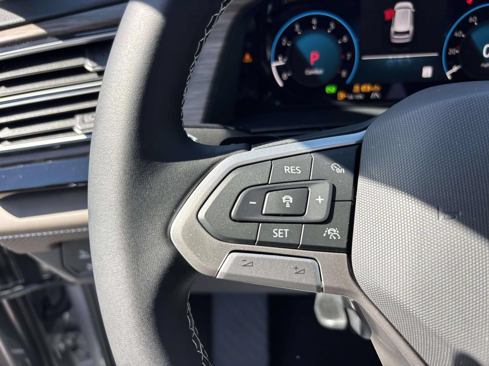 New 2026 Volkswagen Atlas SEL AWD/4WD image 17
