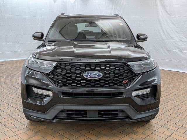 Certified 2024 Ford Explorer ST w/ Equipment Group 401A image 2