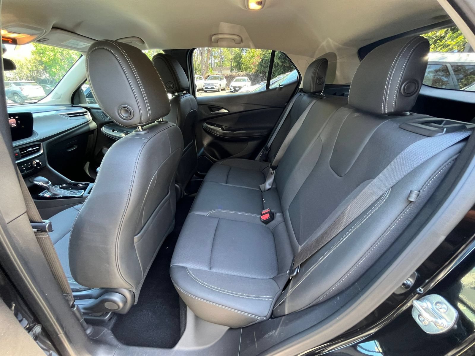 Used 2025 Buick Encore GX Preferred FWD image 24