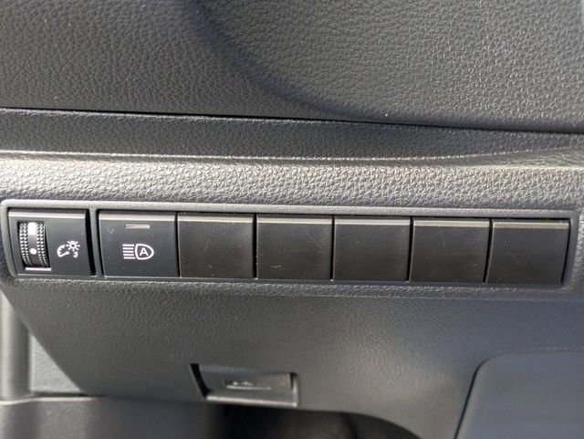Used 2023 Toyota Corolla LE image 22