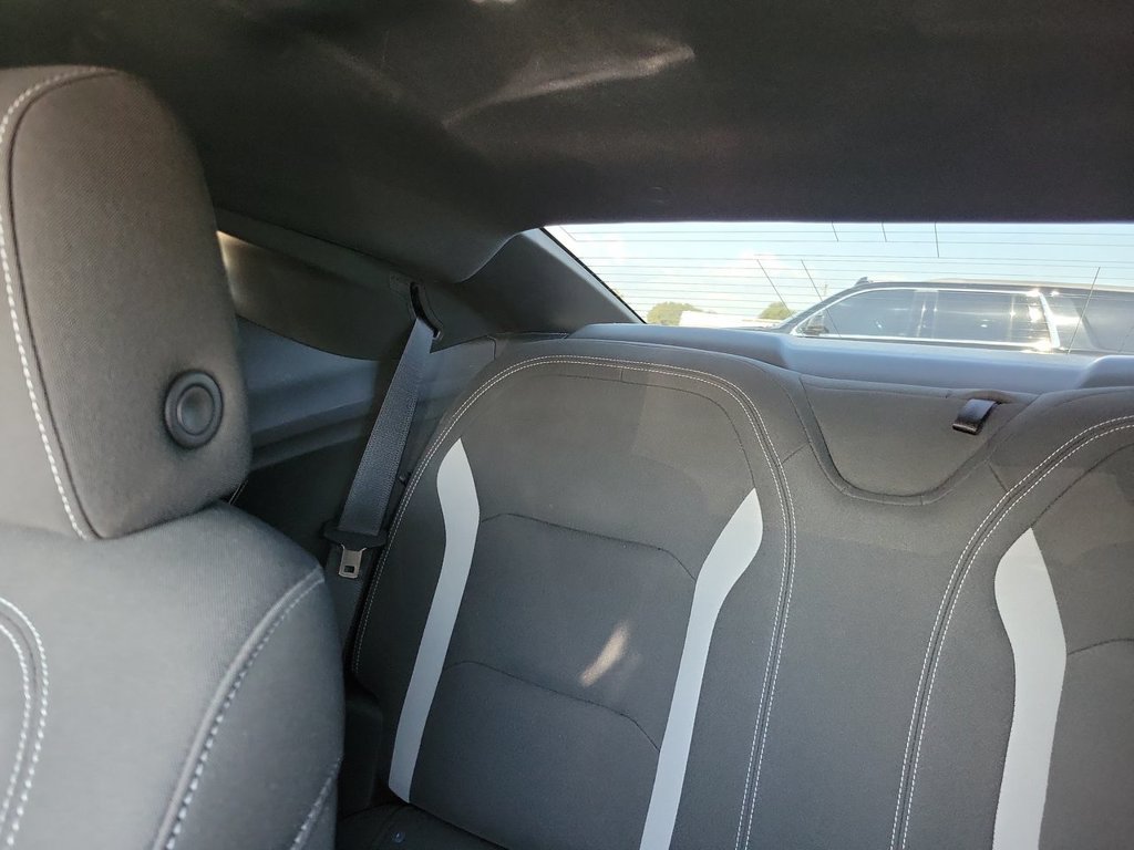 Certified 2022 Chevrolet Camaro LT RWD image 12