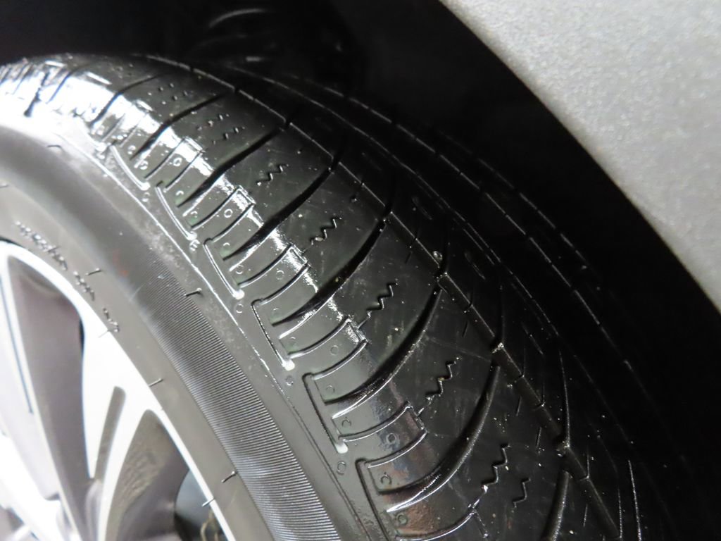 Used 2020 Lincoln Corsair Reserve AWD/4WD image 9