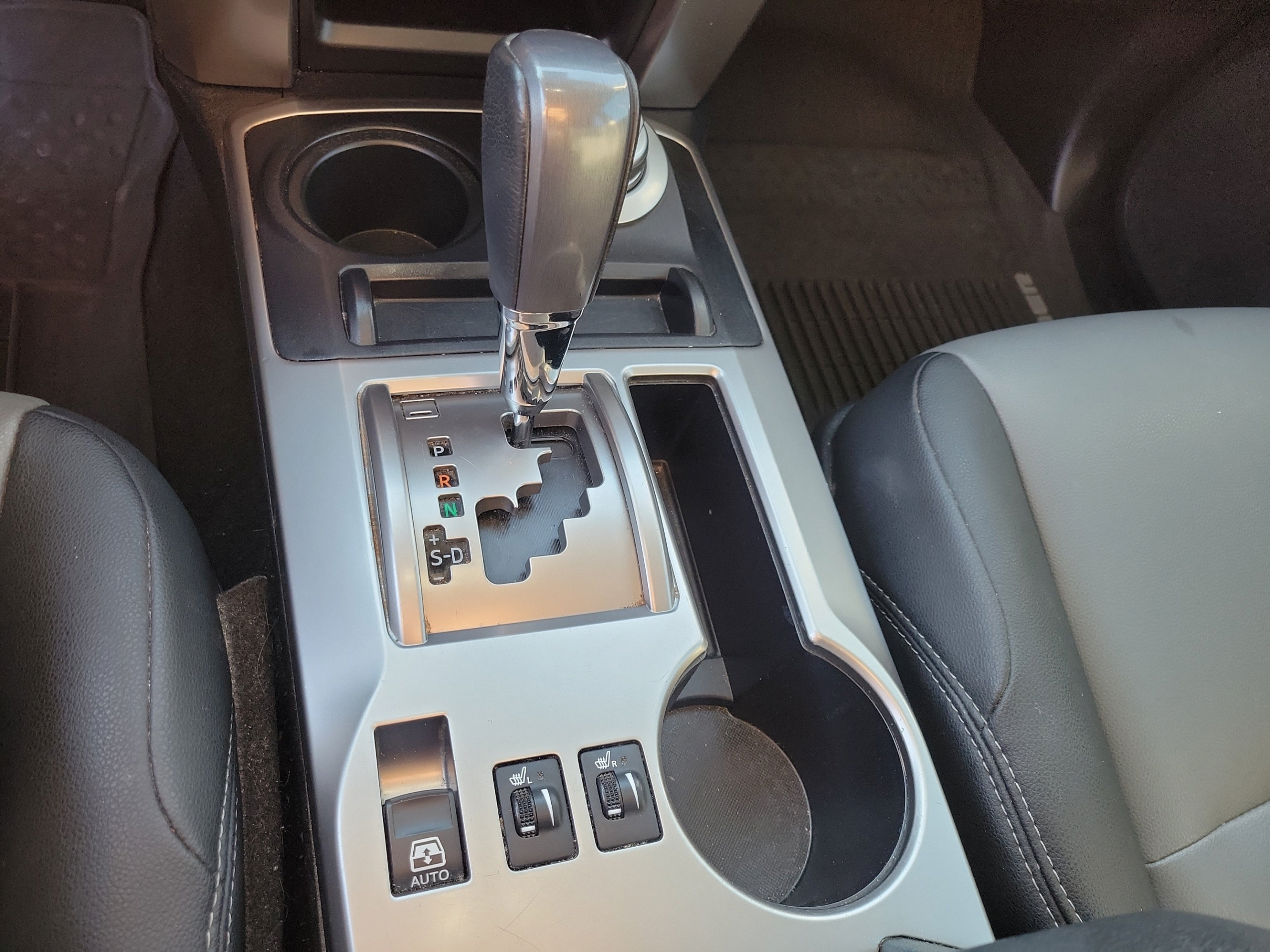 Used 2021 Toyota 4Runner SR5 Premium w/ Moonroof Package AWD/4WD image 15