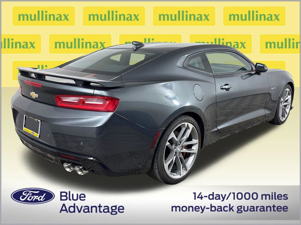 Used 2017 Chevrolet Camaro SS w/ 50th Anniversary Edition RWD image 4