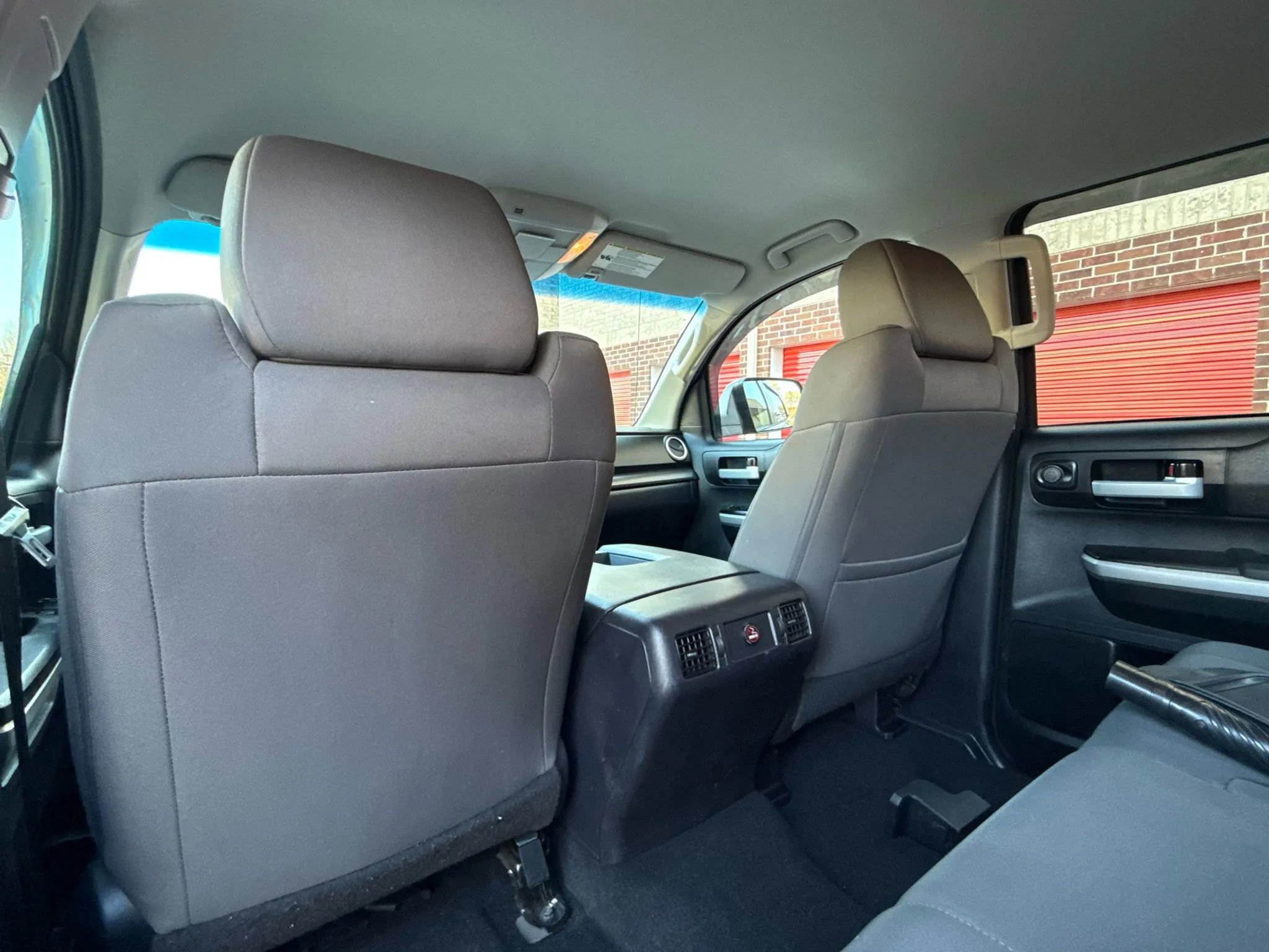 Used 2017 Toyota Tundra SR5 image 18