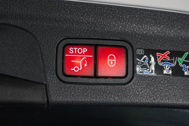 New 2026 Mercedes-Benz GLE 350 4MATIC image 34